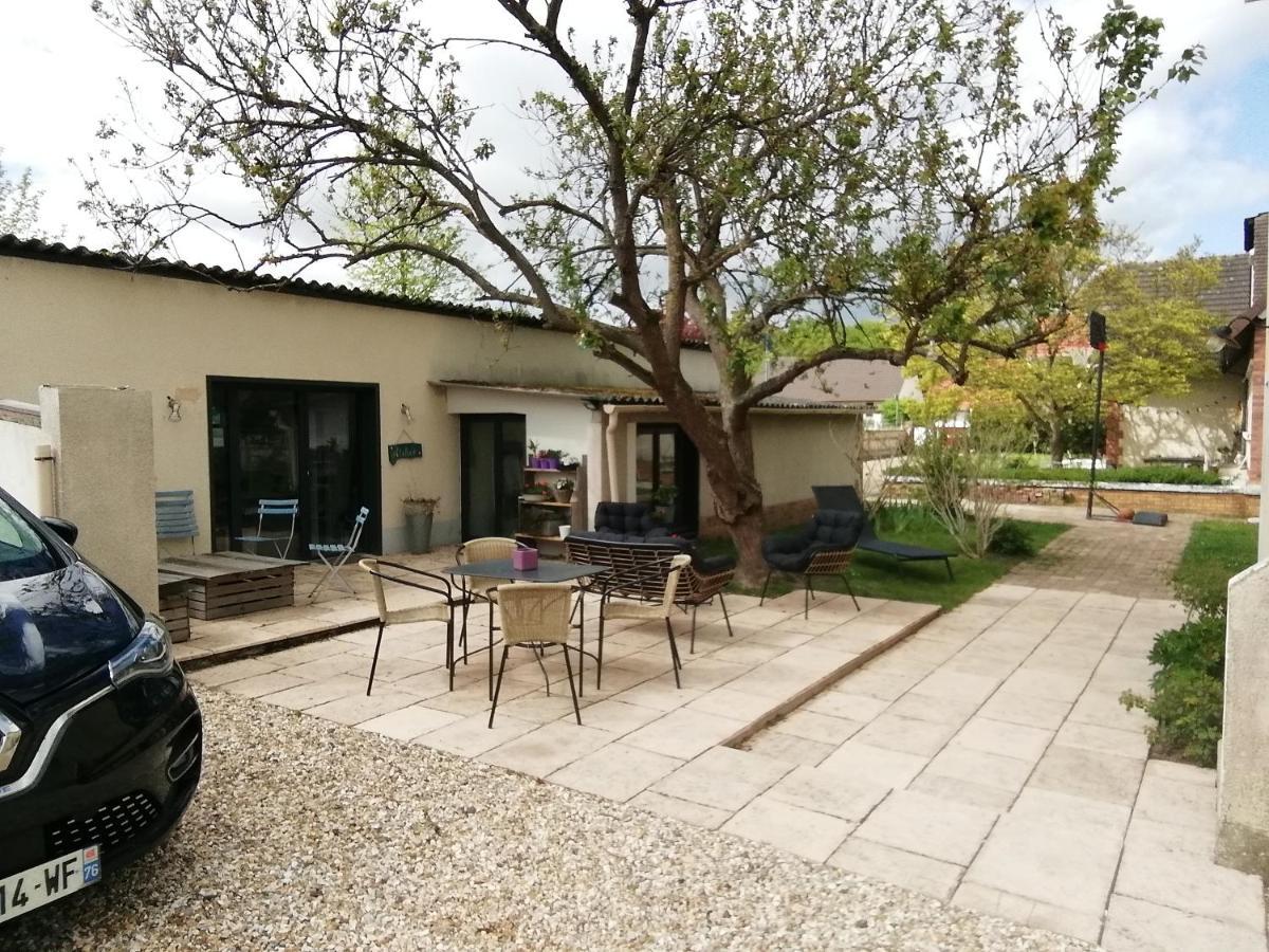 Le Clos Des Feugrais Saint-Aubin-les-Elbeuf Luaran gambar